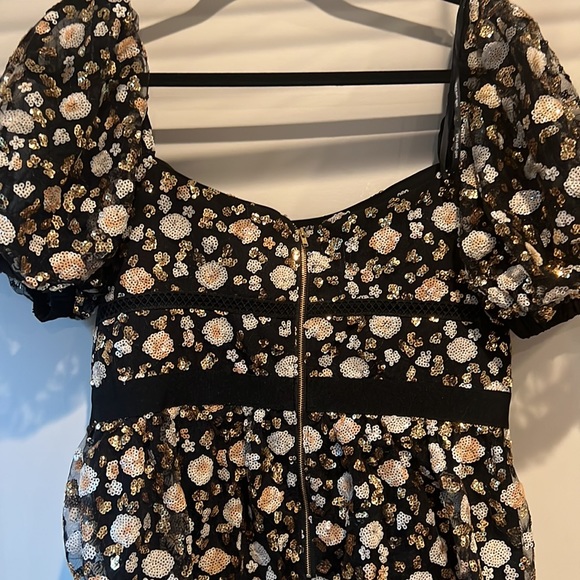 Self Portrait Mesh Sequin Tiered Midi Dress - Picture 5 of 7